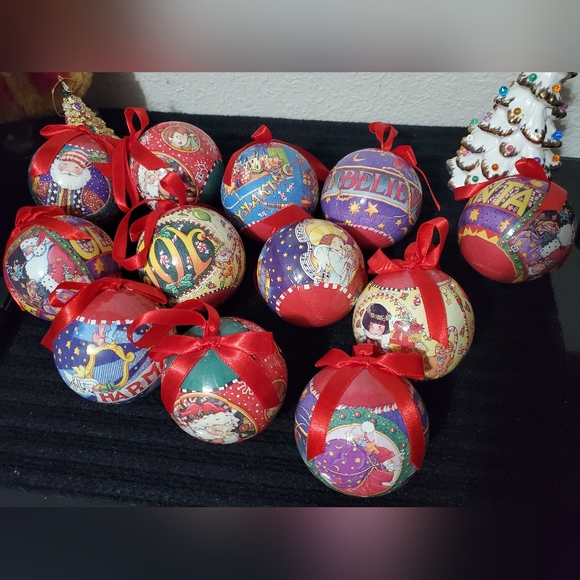 Mary Engelbreit Box Christmas Ornaments, 12 Mary Engelbreit Whimsical Joyful - Picture 5 of 9
